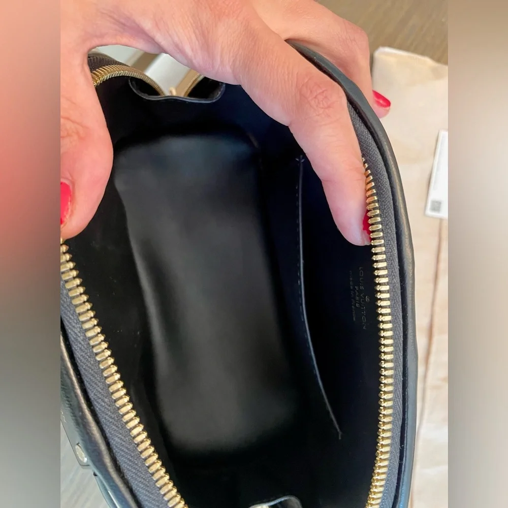 Authentic Louis Vuitton Alma BB Malletage Black, Cream, Green leather